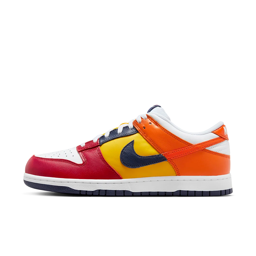 Overkicks - Nike Dunk Low QS CO.JP What The (2024) (IB2051-400) - vista lateral