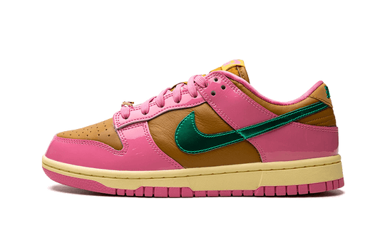 Overkicks - Nike Dunk Low QS Parris Goebel (FN2721-600) - vista lateral