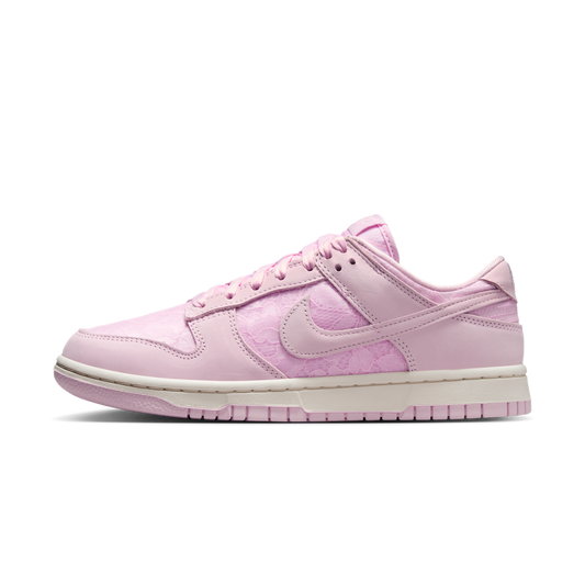 Overkicks - Nike Dunk Low Regal Pink (HJ5870-600) - vista lateral