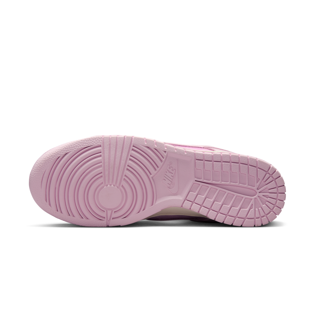 Overkicks - Nike Dunk Low Regal Pink (HJ5870-600) - detalle suela