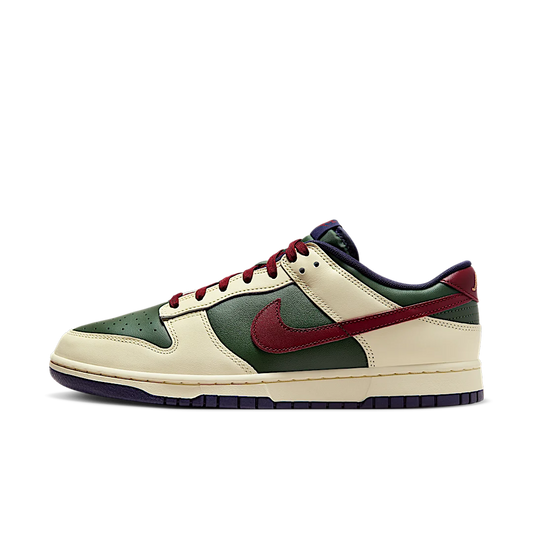 Overkicks - Nike Dunk Low Retro From Nike To You Fir Green (FV8106-361) - vista lateral