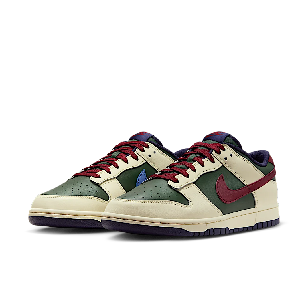 Overkicks - Nike Dunk Low Retro From Nike To You Fir Green (FV8106-361) - vista trasera