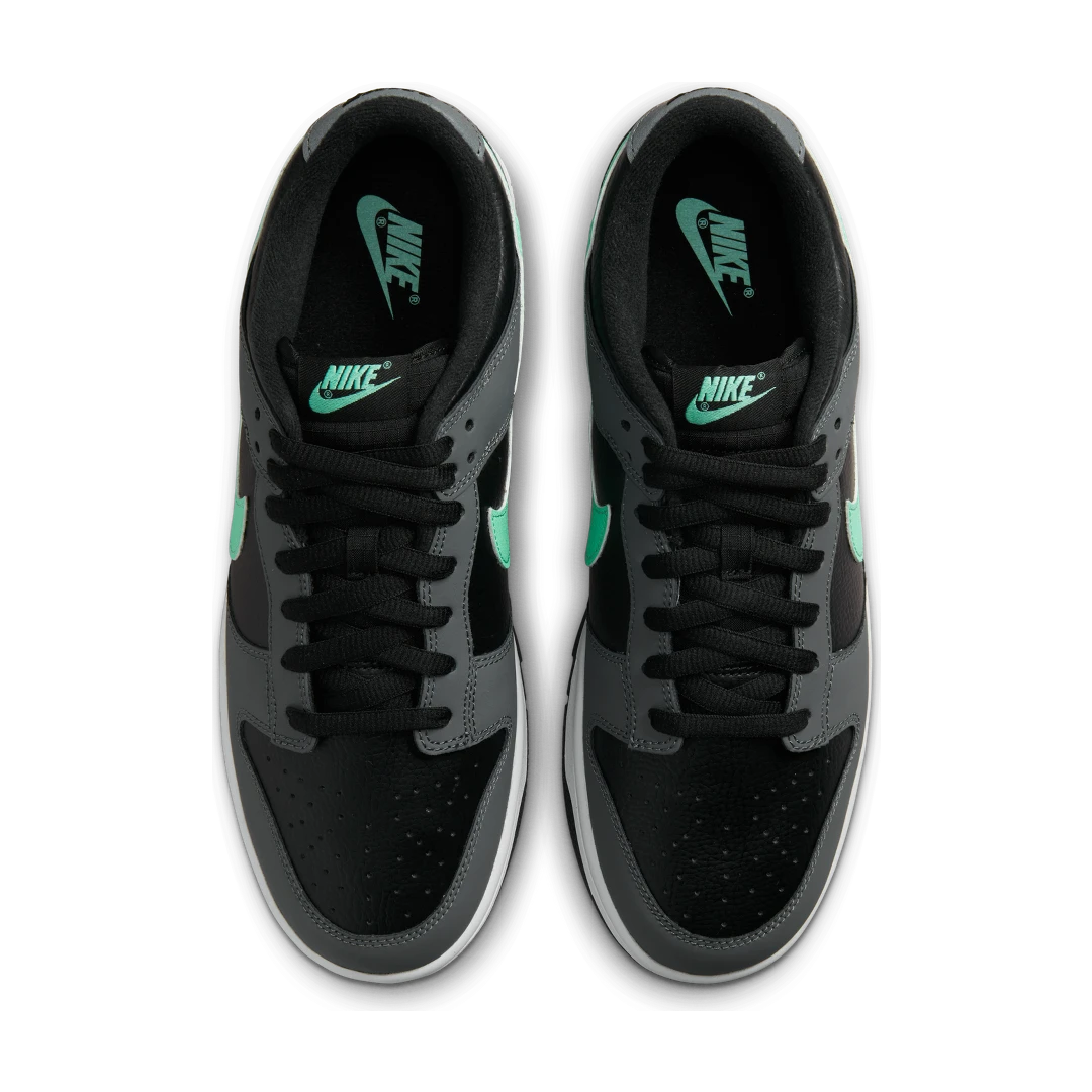 Overkicks - Nike Dunk Low Retro Green Glow (FB3359-001) - par completo