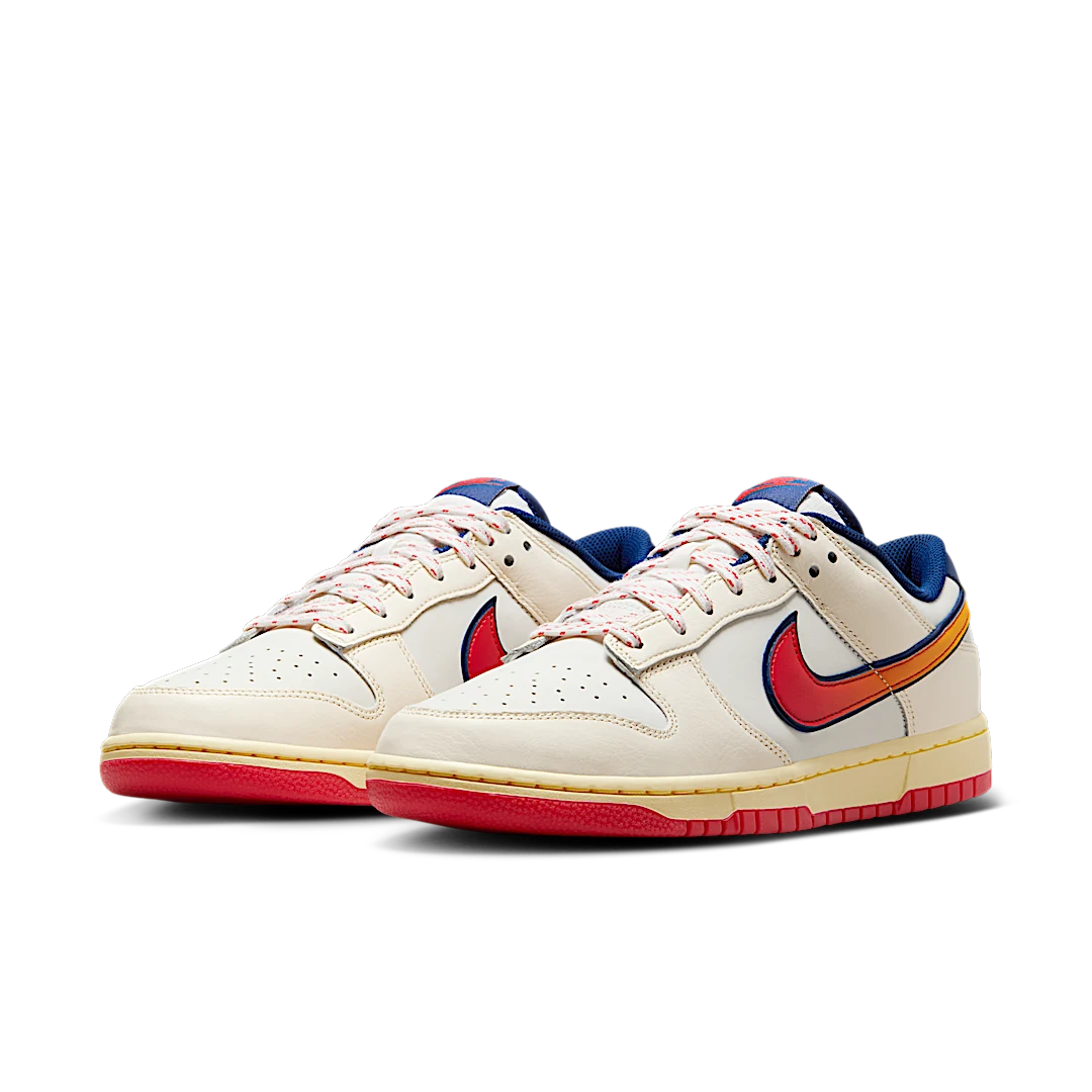 Overkicks - Nike Dunk Low Retro Lettering (HV5749-110) - vista trasera