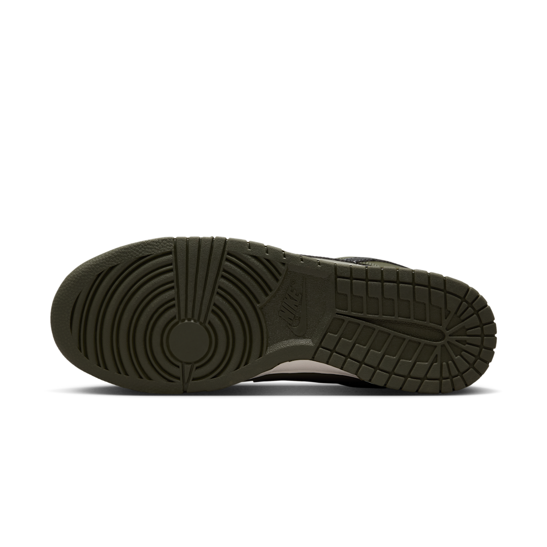 Overkicks - Nike Dunk Low Retro Light Army Cargo Khaki (HF5441-300) - detalle suela