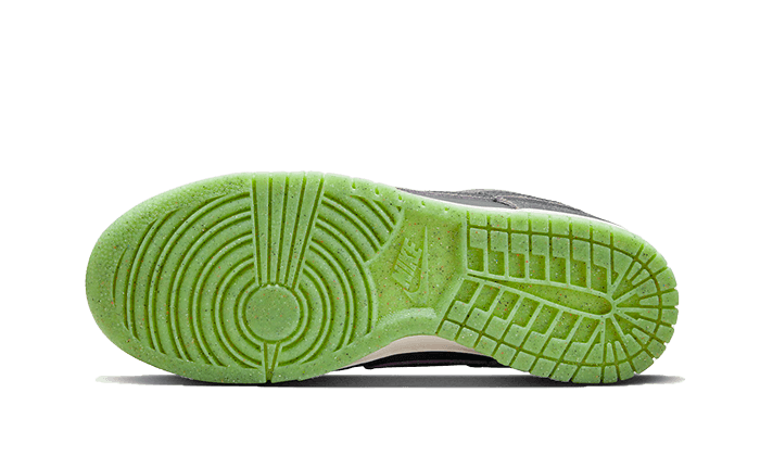 Overkicks - Nike Dunk Low Retro PRM Halloween (2022) (DQ7681-001) - par completo