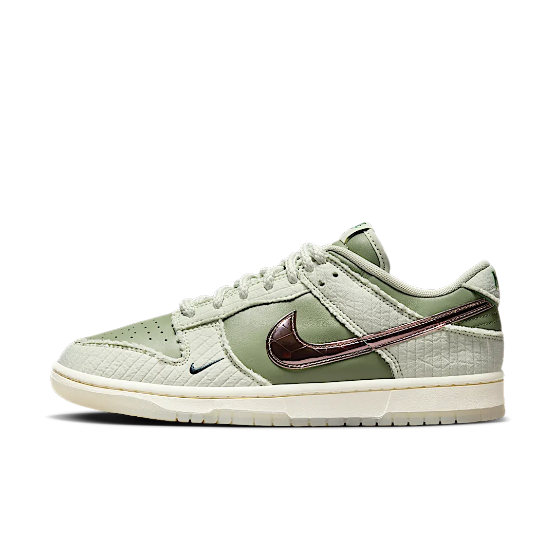 Overkicks - Nike Dunk Low Retro PRM Kyler Murray Be 1 of One (FQ0269-001) - vista lateral