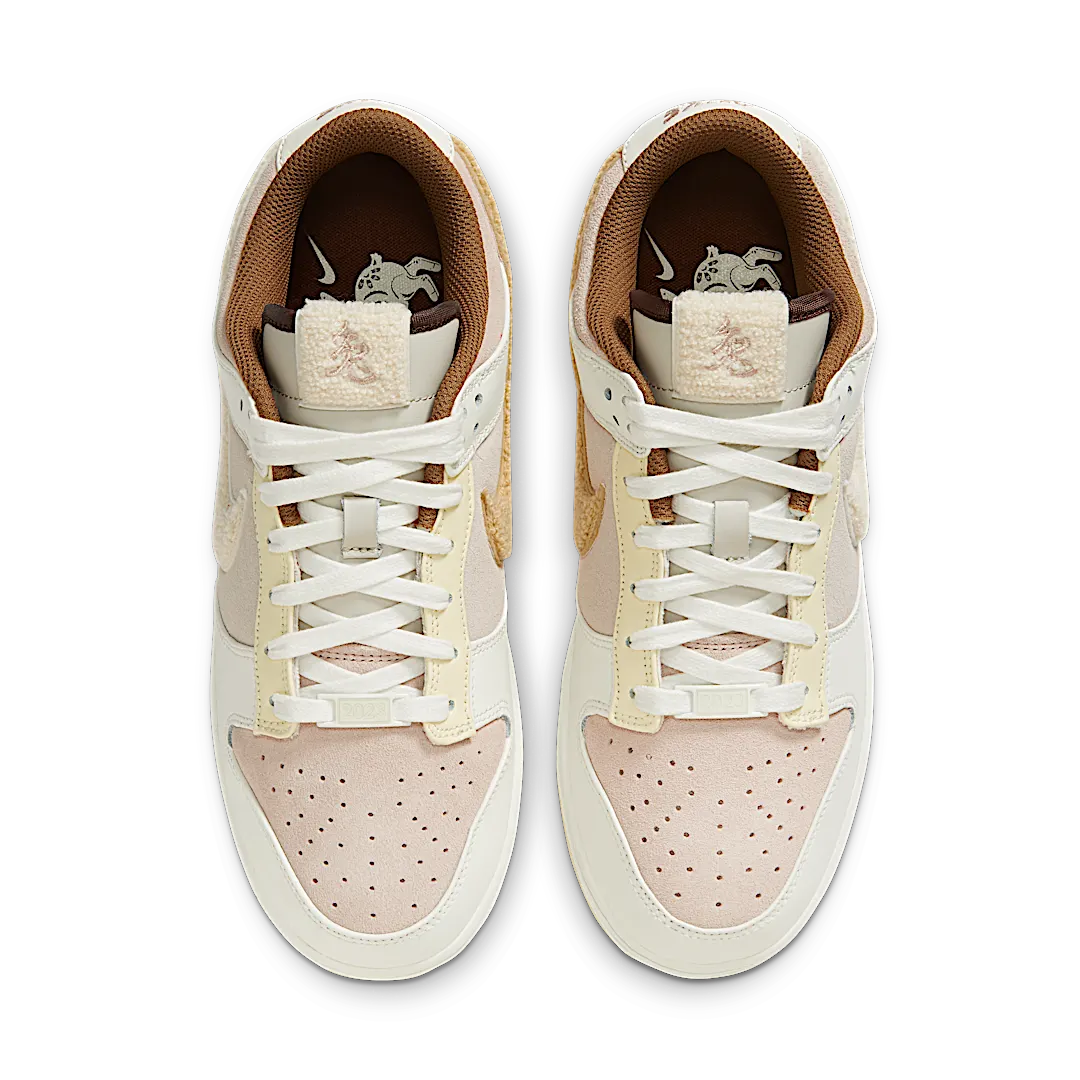 Overkicks - Nike Dunk Low Retro PRM Year of the Rabbit Fossil Stone (2023) (FD4203-211) - par completo