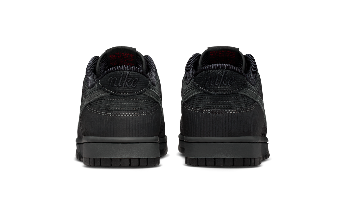 Overkicks - Nike Dunk Low Retro Premium Black Corduroy (IB7746-001) - detalle talón
