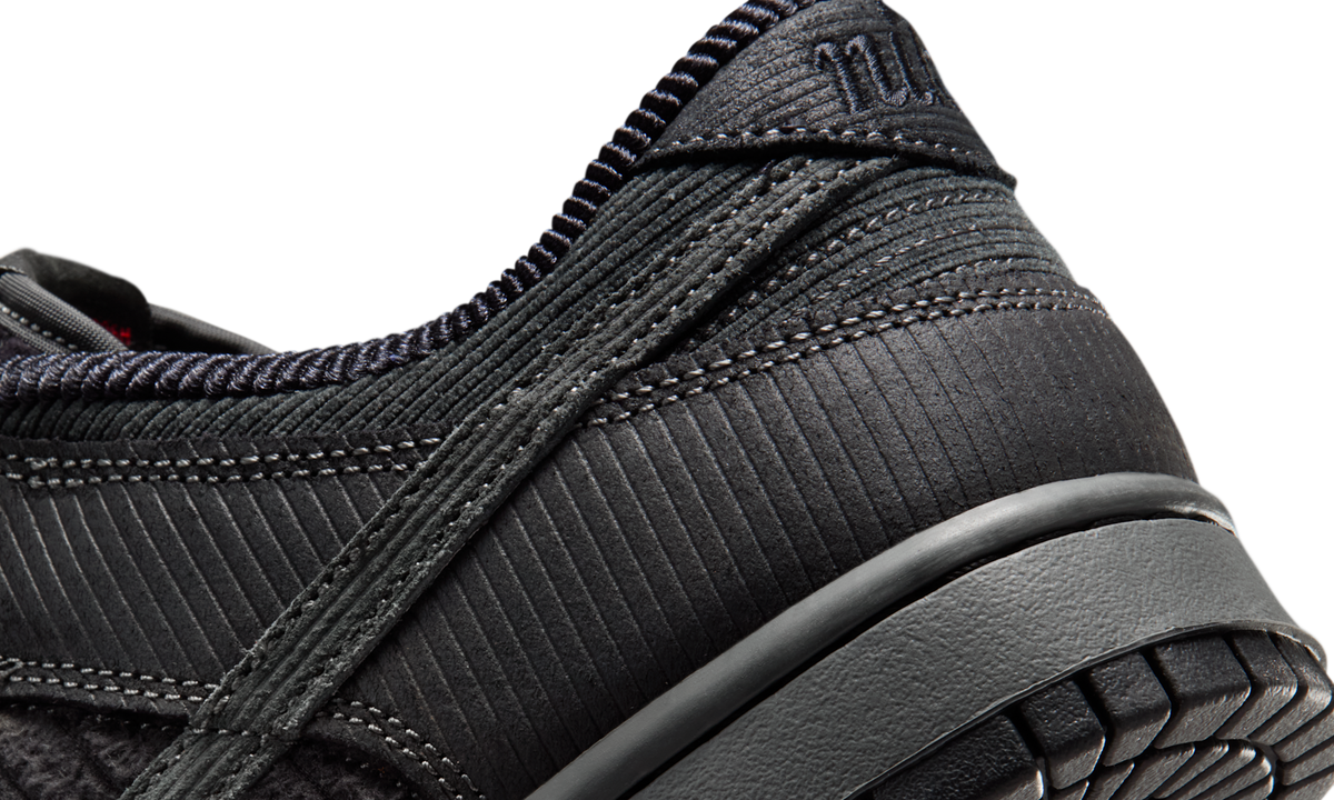 Overkicks - Nike Dunk Low Retro Premium Black Corduroy (IB7746-001) - detalle