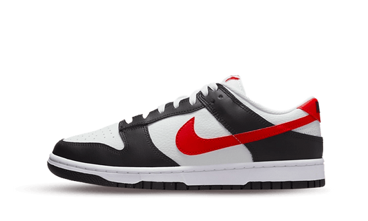 Overkicks - Nike Dunk Low Retro Red Swoosh Panda (FB3354-001) - vista lateral