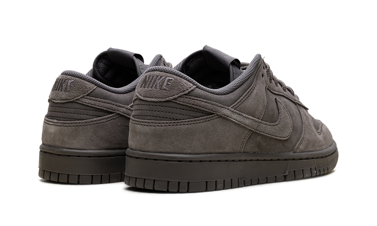 Overkicks - Nike Dunk Low Retro SE Cave Stone (IB6651-200) - vista trasera