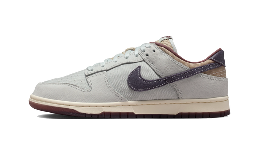Overkicks - Nike Dunk Low Retro SE Off White Moon Particle Dark Raisin (IB6752-100) - vista lateral