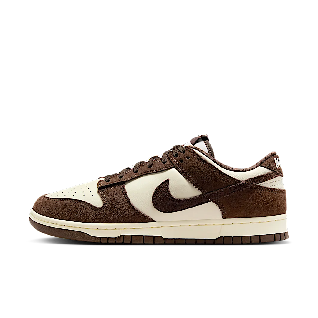 Overkicks - Nike Dunk Low Retro SE Pale Ivory Baroque Brown (FQ8249-104) - vista lateral