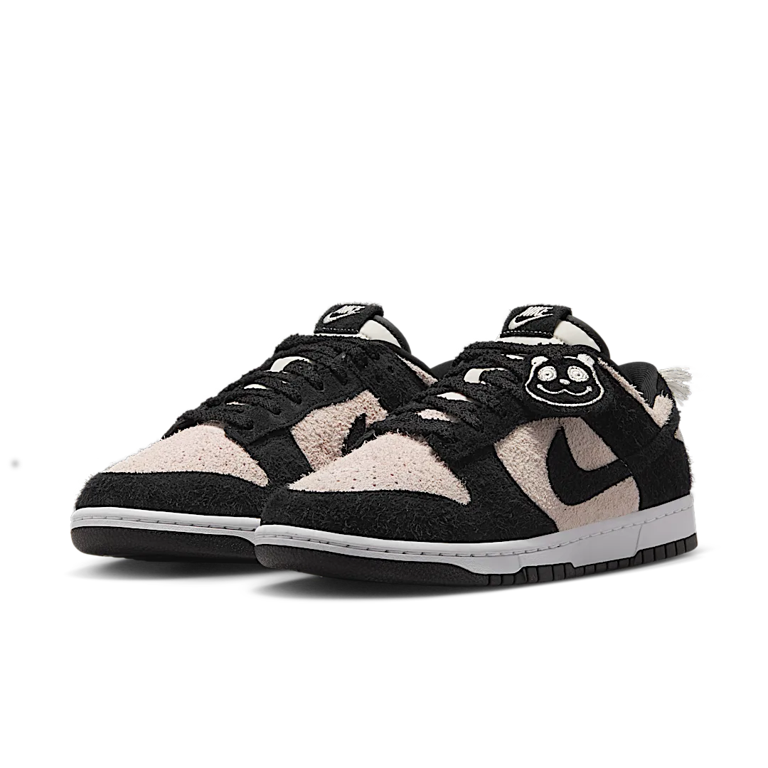 Overkicks - Nike Dunk Low Retro SE Panda-Monium White Black Suede (IB2990-100) - vista trasera