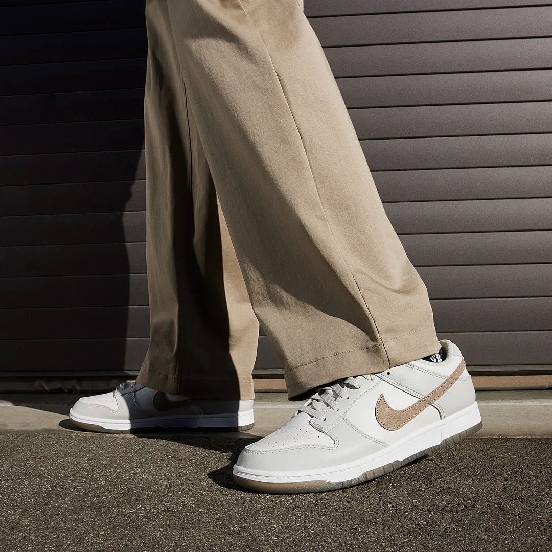 Overkicks - Nike Dunk Low Retro SE Phantom Khaki (FJ4188-001) - detalle suela