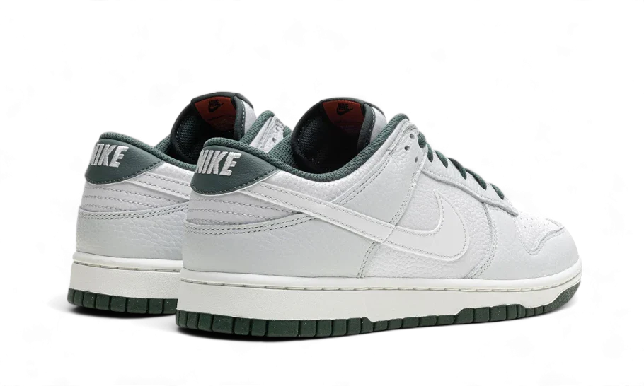 Overkicks - Nike Dunk Low Retro SE Photon Dust Vintage Green (HF2874-001) - par completo