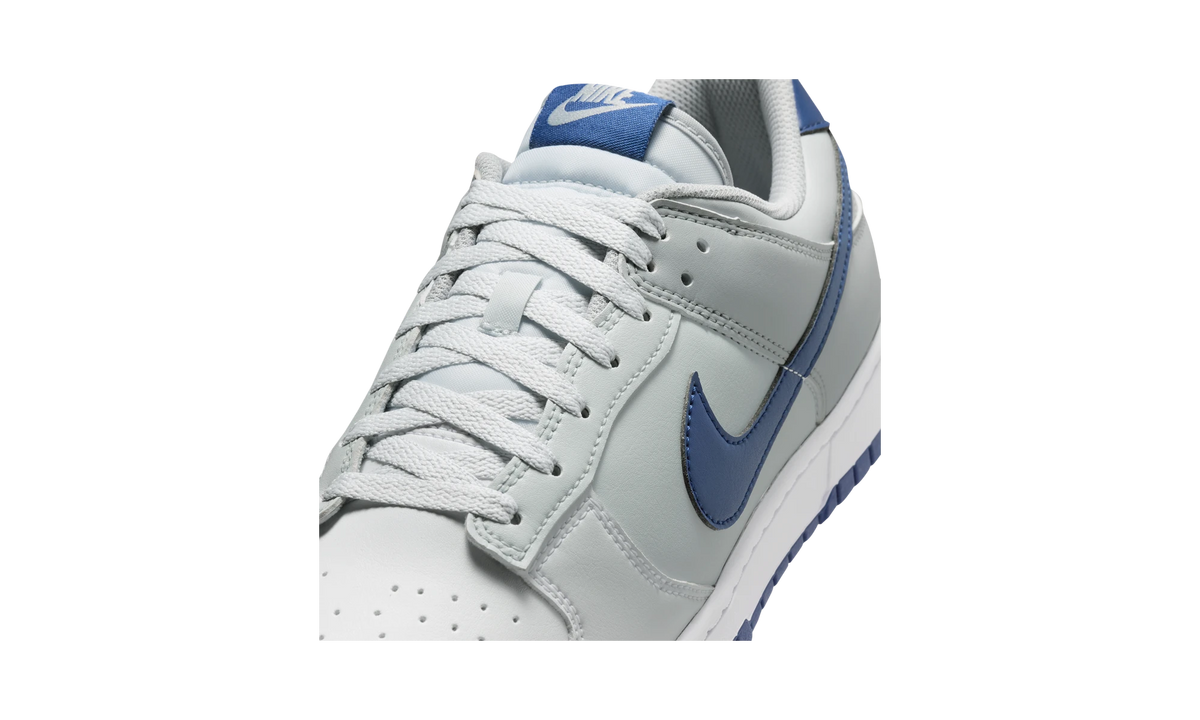 Overkicks - Nike Dunk Low Retro White Deep Royal Wolf Grey (HF5441-118) - detalle lateral interior