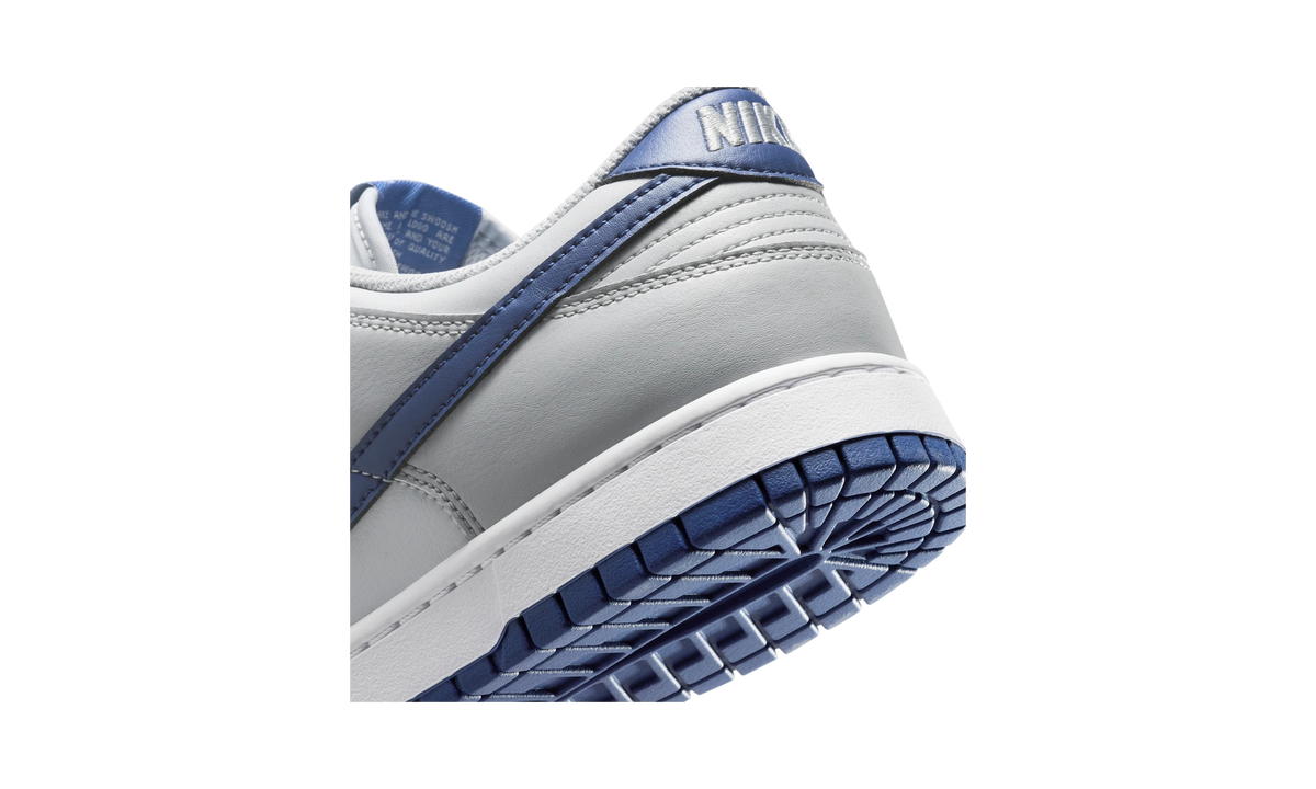 Overkicks - Nike Dunk Low Retro White Deep Royal Wolf Grey (HF5441-118) - detalle