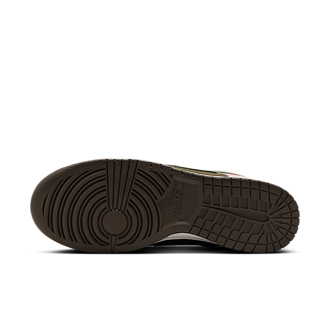 Overkicks - Nike Dunk Low Retro Year of the Snake (2025) (HV5980-231) - detalle suela