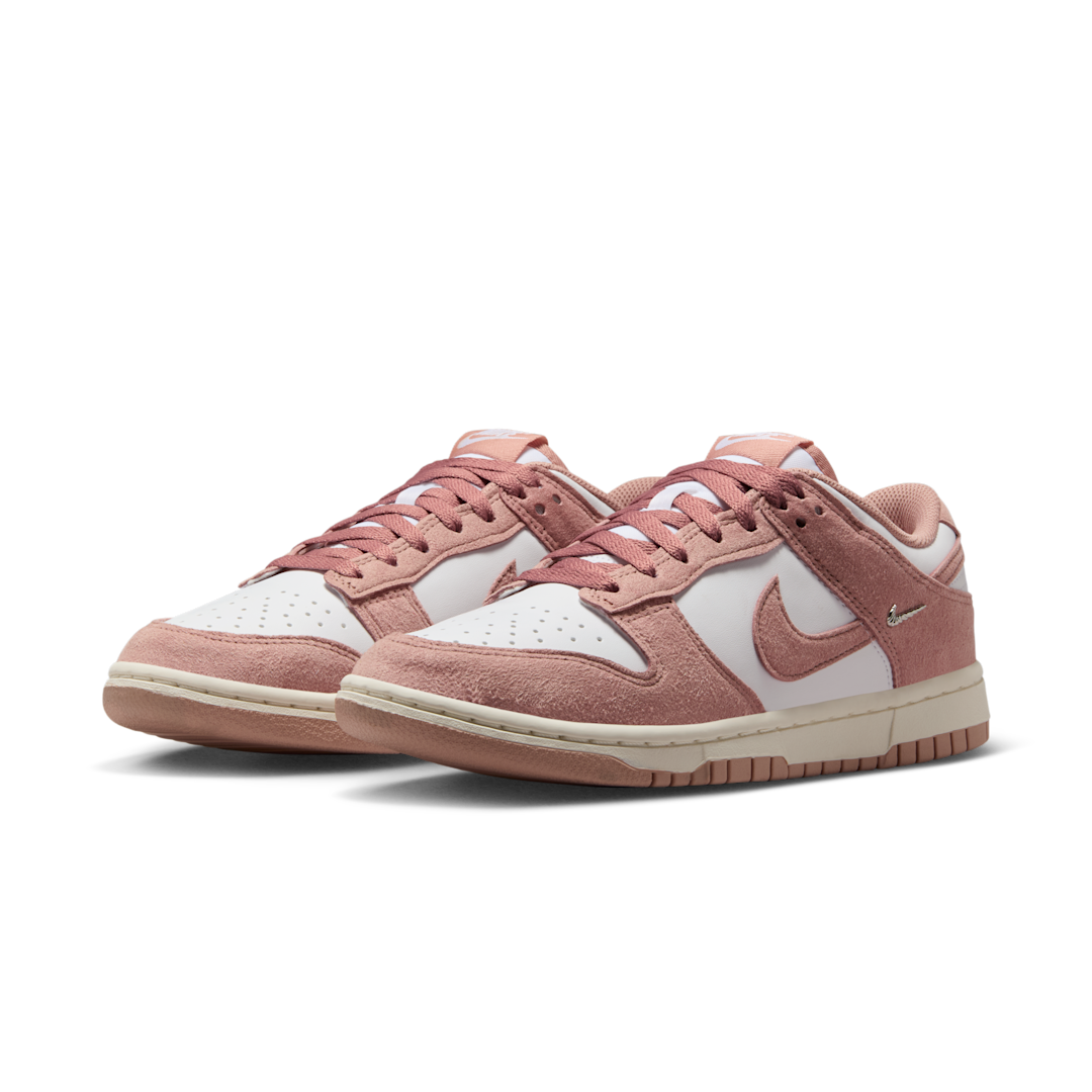 Overkicks - Nike Dunk Low Rose Whisper Gold Mini Swoosh (IB4417-102) - vista trasera