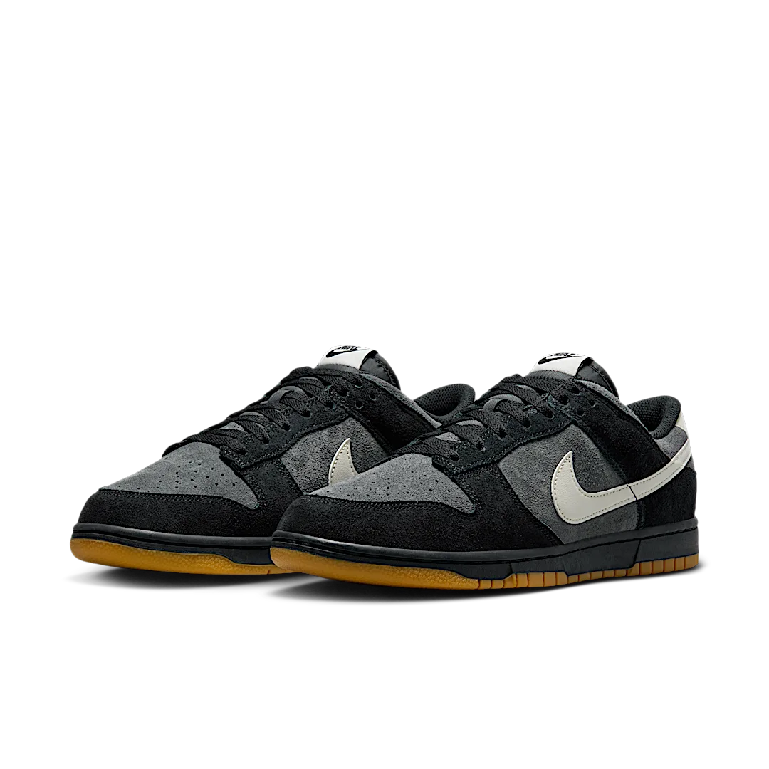 Overkicks - Nike Dunk Low SE Black Grey Gum (HQ1931-001) - vista trasera