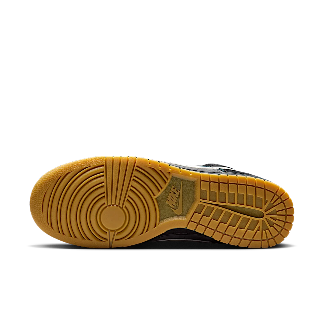 Overkicks - Nike Dunk Low SE Black Grey Gum (HQ1931-001) - detalle suela