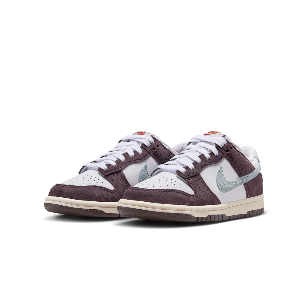 Overkicks - Nike Dunk Low SE Burgundy Ash Glacier Blue (GS) (IB5691-100) - imagen 2