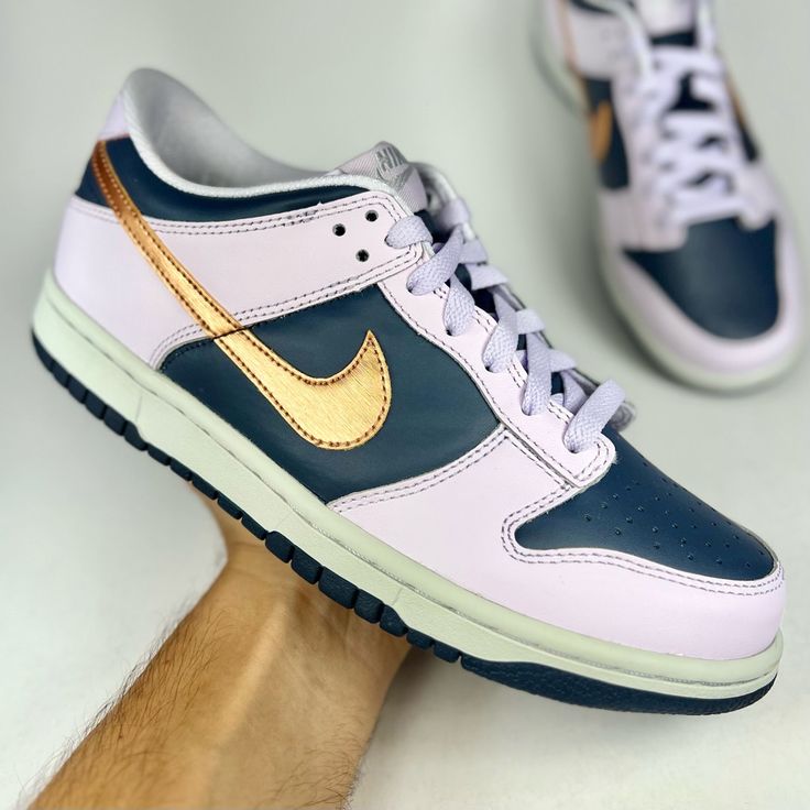 Overkicks - Nike Dunk Low SE Copper Swoosh (GS) (DX1663-400) - imagen 2