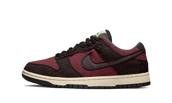 Overkicks - Nike Dunk Low SE Fleece Pack Burgundy Crush (DQ7579-600) - vista lateral