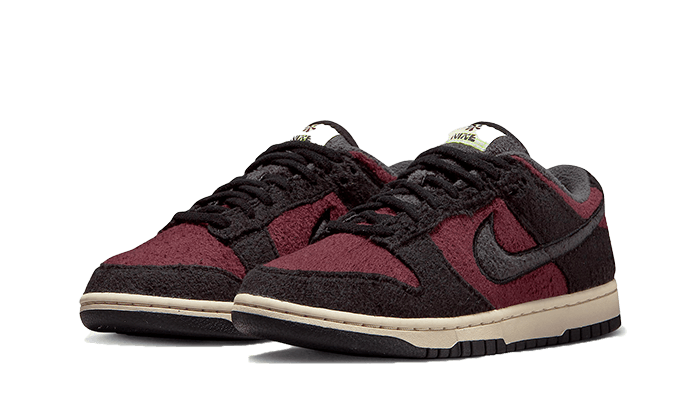 Overkicks - Nike Dunk Low SE Fleece Pack Burgundy Crush (DQ7579-600) - vista trasera