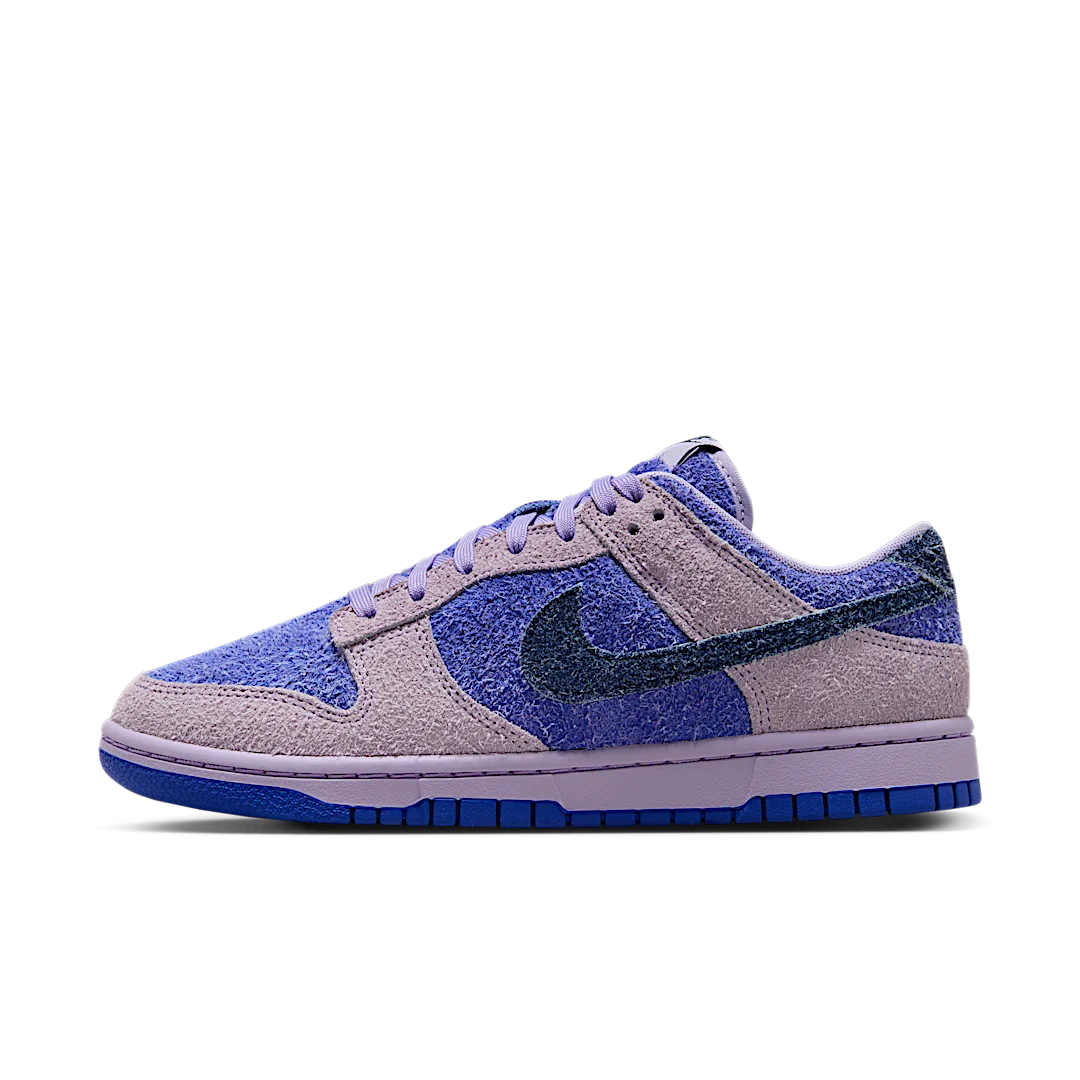 Overkicks - Nike Dunk Low SE Hydrangeas (HQ3431-515) - vista lateral