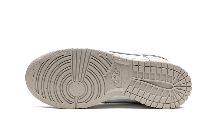Overkicks - Nike Dunk Low SE Just Do It White Phantom (DV1160-100) - detalle suela