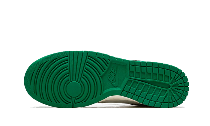 Overkicks - Nike Dunk Low SE Lottery Pack Malachite Green (DR9654-100) - par completo