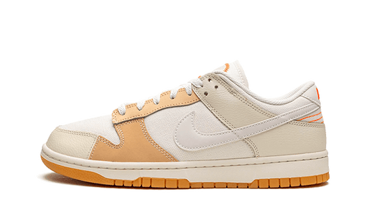 Overkicks - Nike Dunk Low SE Patchwork If Lost Return To (FJ5475-100) - vista lateral