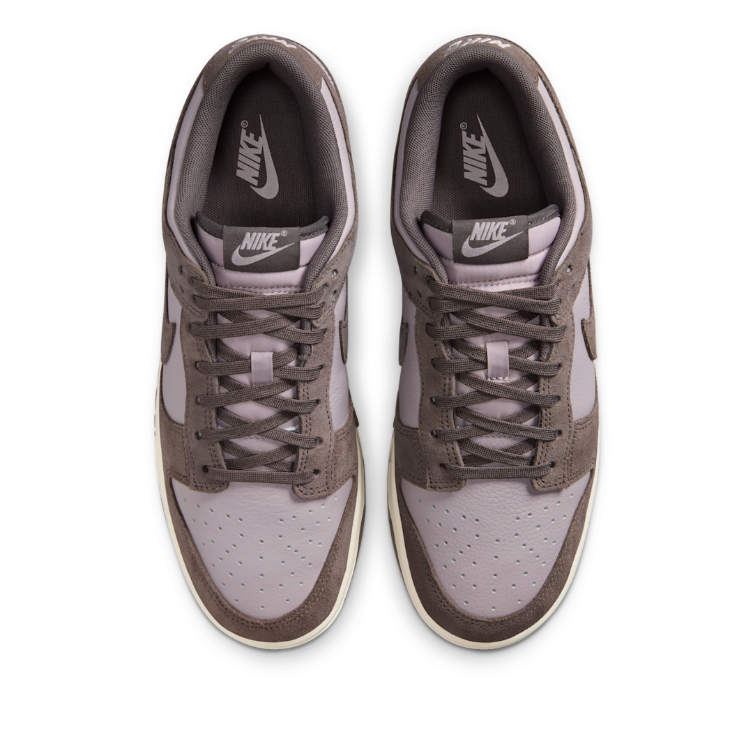 Overkicks - Nike Dunk Low SE Platinum Violet Cave Stone (FQ8249-001) - par completo