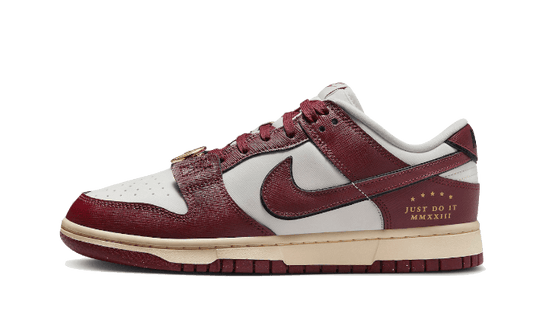 Overkicks - Nike Dunk Low SE Sisterhood Sail Team Red (DV1160-101) - vista lateral