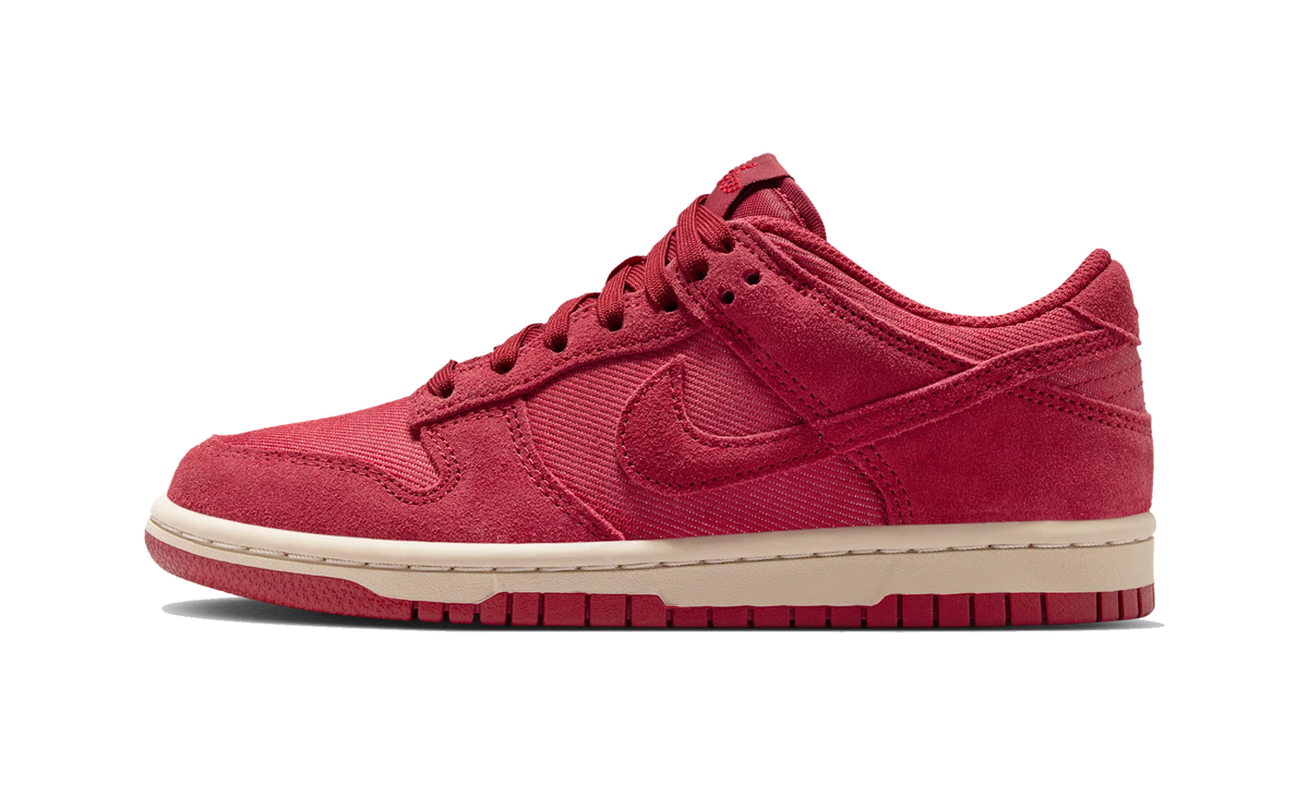 Overkicks - Nike Dunk Low SE Team Crimson (IB5691-600) - vista lateral