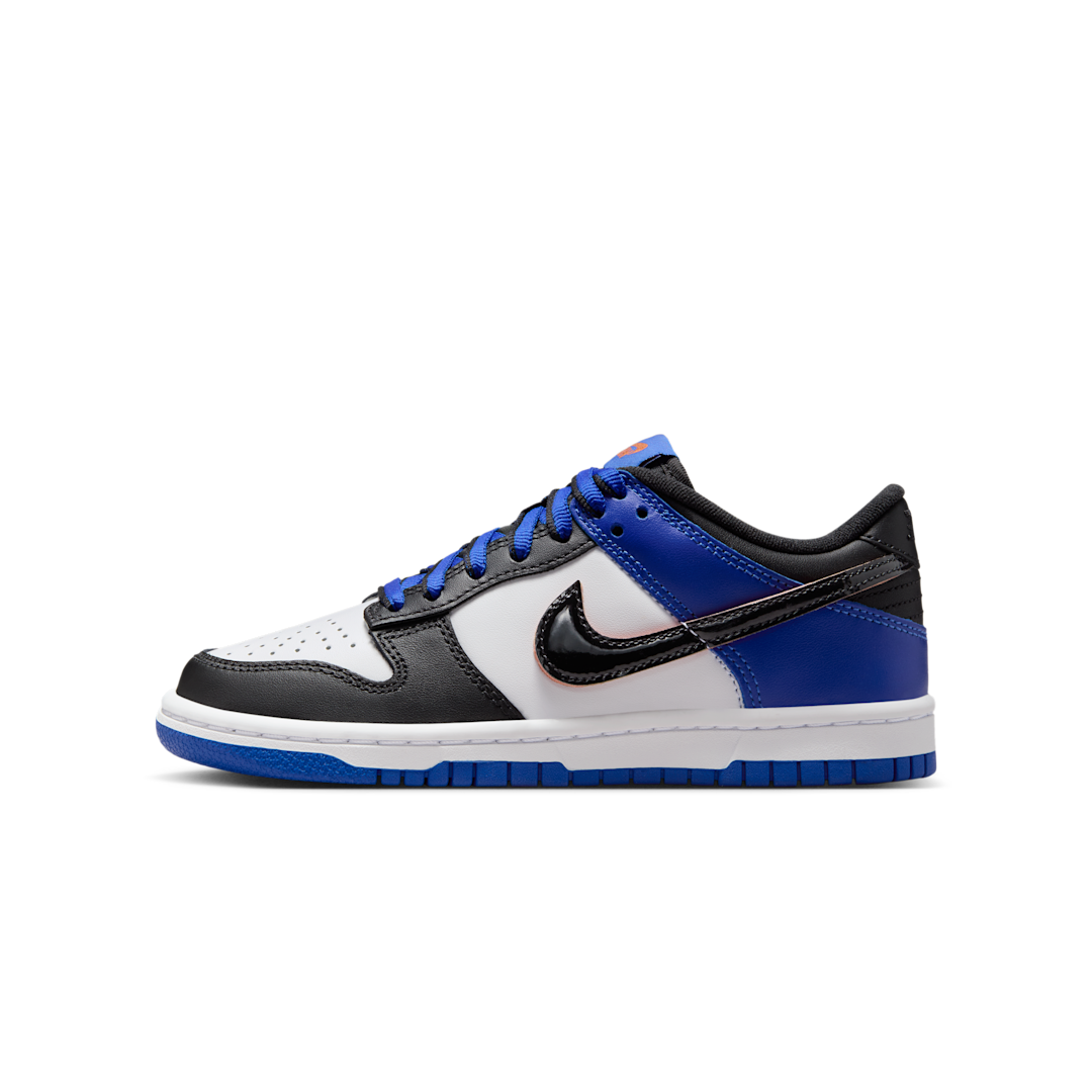 Overkicks - Nike Dunk Low SE White Racer Blue (HF0970-100) - vista lateral