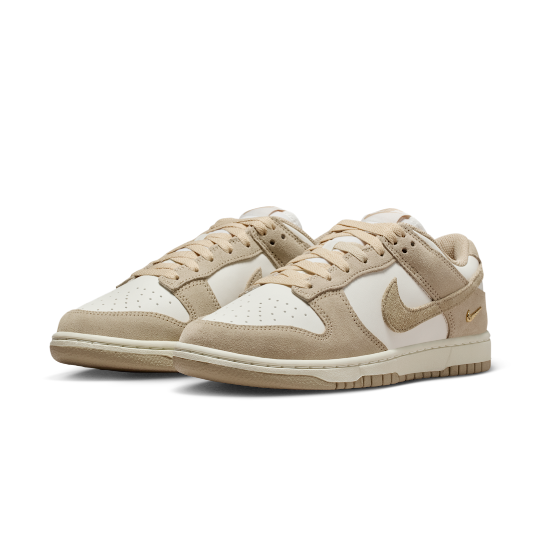 Overkicks - Nike Dunk Low Sail Metallic Gold Linen (IO4244-101) - vista trasera