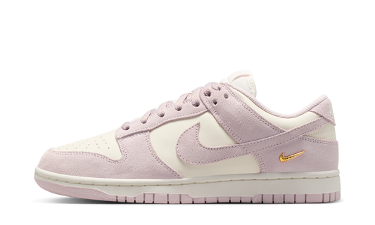 Overkicks - Nike Dunk Low Sail Pearl Pink (IO4244-100) - vista lateral