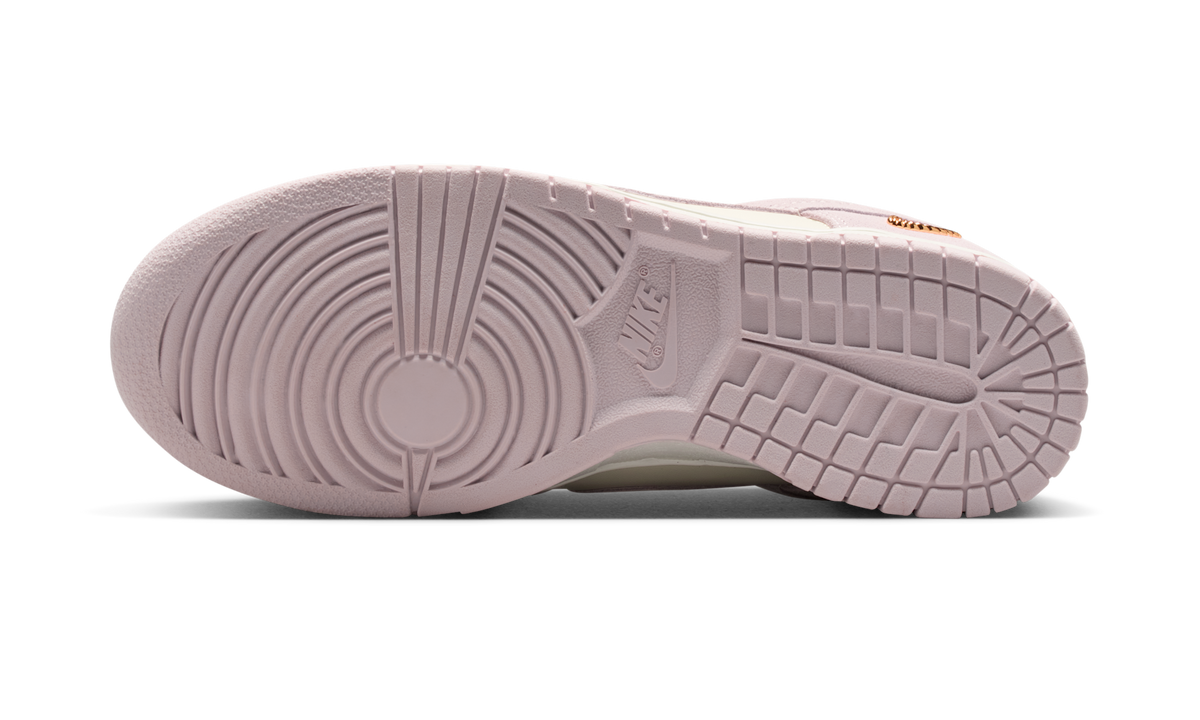 Overkicks - Nike Dunk Low Sail Pearl Pink (IO4244-100) - par completo
