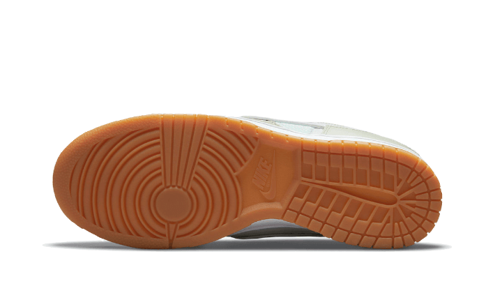 Overkicks - Nike Dunk Low Scrap Sea Glass (DB0500-100) - par completo