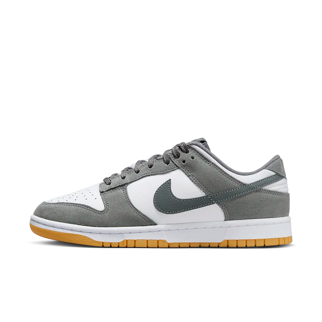 Overkicks - Nike Dunk Low Smoke Grey Gum 3M Swoosh (FV0389-100) - vista lateral