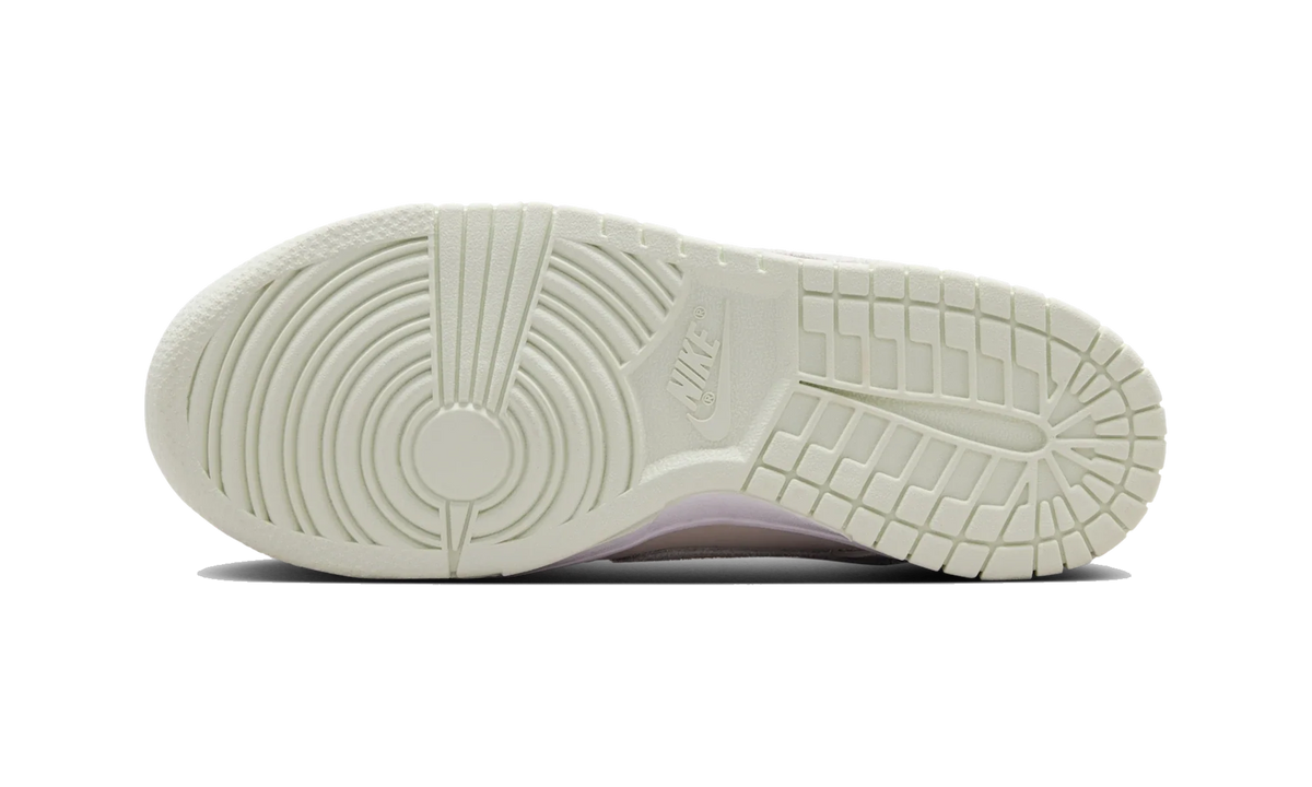 Overkicks - Nike Dunk Low Suede Chalk Barely Green (GS) (IH4574-100) - imagen 3