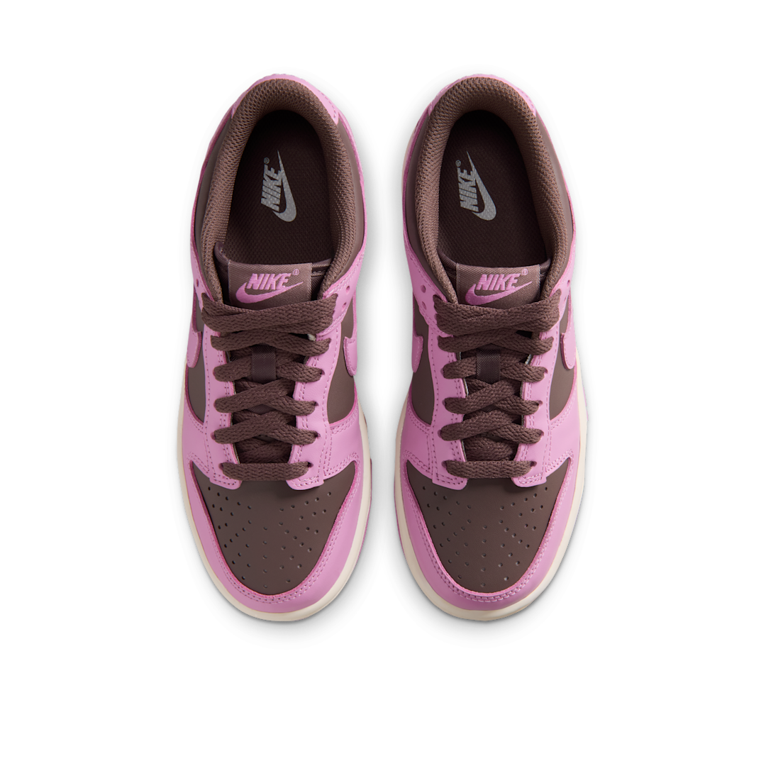 Overkicks - Nike Dunk Low Tattoo Light Magenta (GS) (FB9109-500) - imagen 3