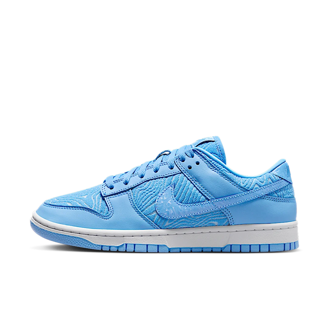 Overkicks - Nike Dunk Low Topography University Blue (FN6834-412) - vista lateral