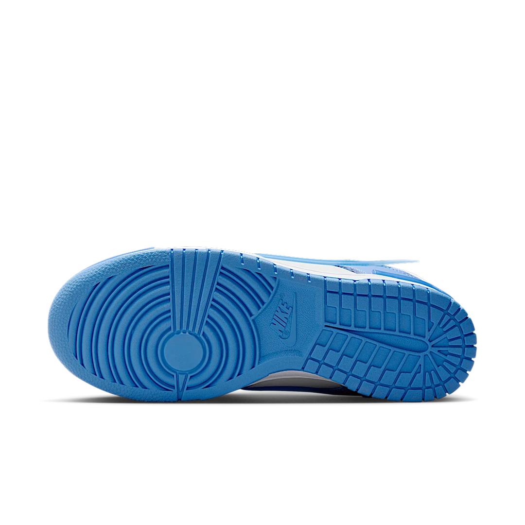 Overkicks - Nike Dunk Low Twist University Blue (DZ2794-002) - detalle suela