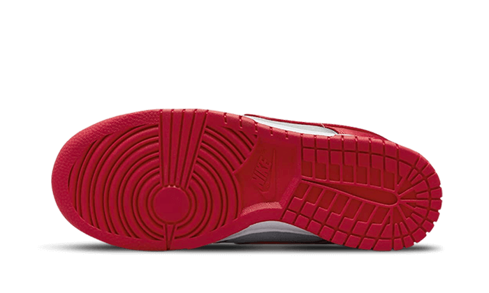 Overkicks - Nike Dunk Low UNLV Satin (DX5931-001) - par completo