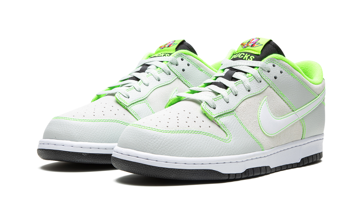 Overkicks - Nike Dunk Low University of Oregon PE (2023) (FQ7260-001) - vista trasera